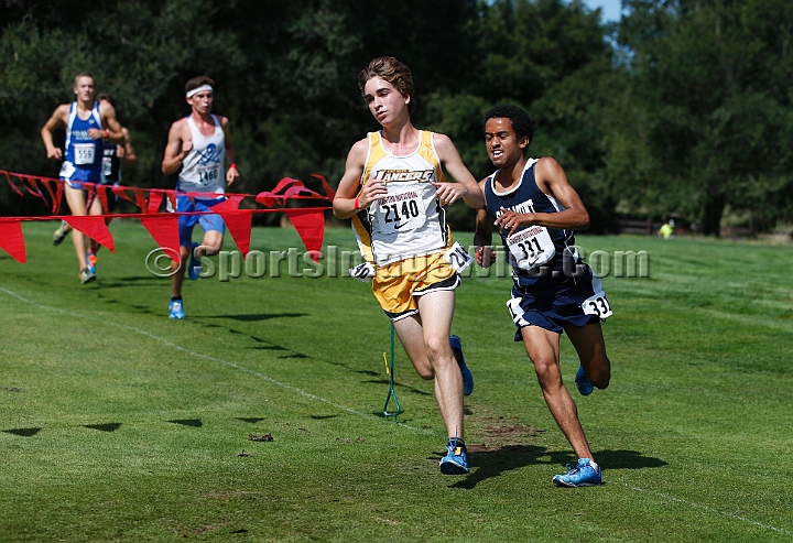 2014StanfordSeededBoys-411.JPG - Seeded boys race at the Stanford Invitational, September 27, Stanford Golf Course, Stanford, California.